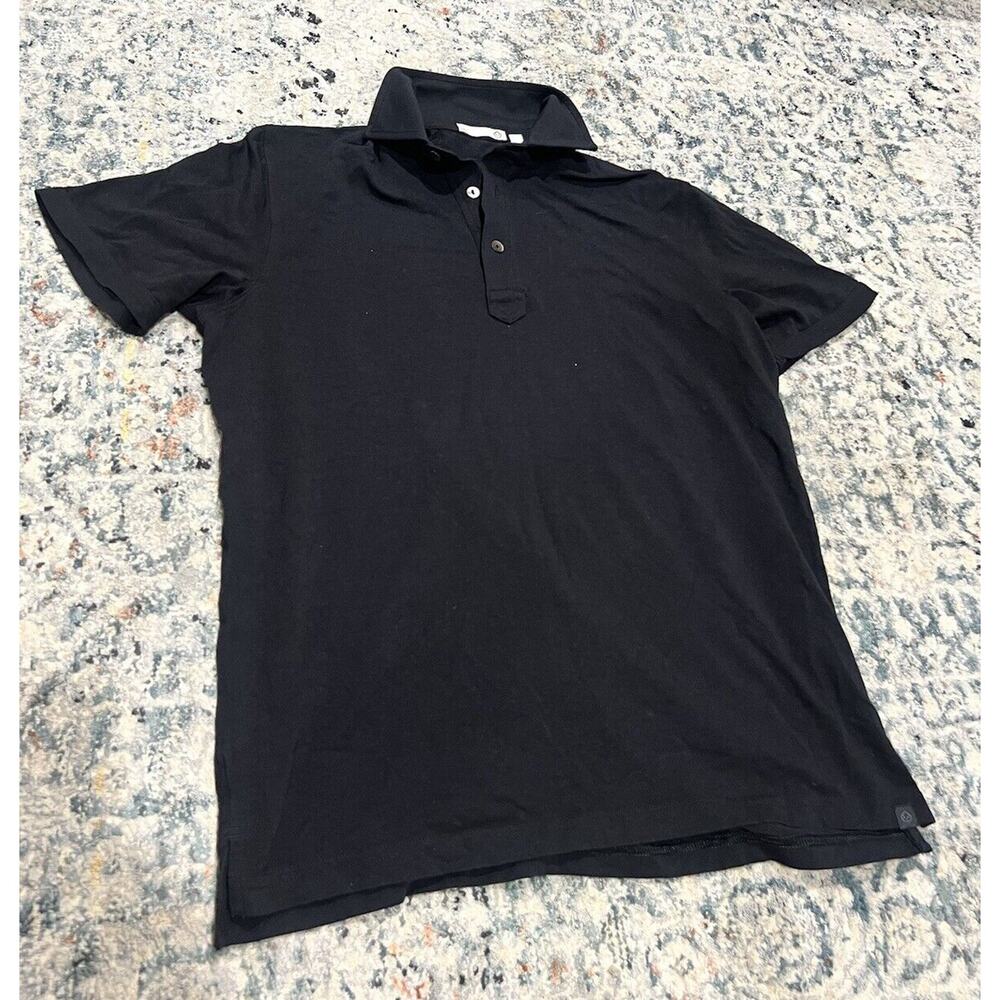 Tasc Women’s Preowned Small Collared Top Black Short Sleeve